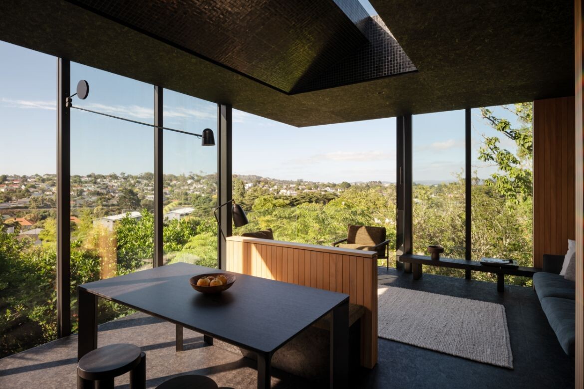 Oli Booth Architects - Lightly Weighted House